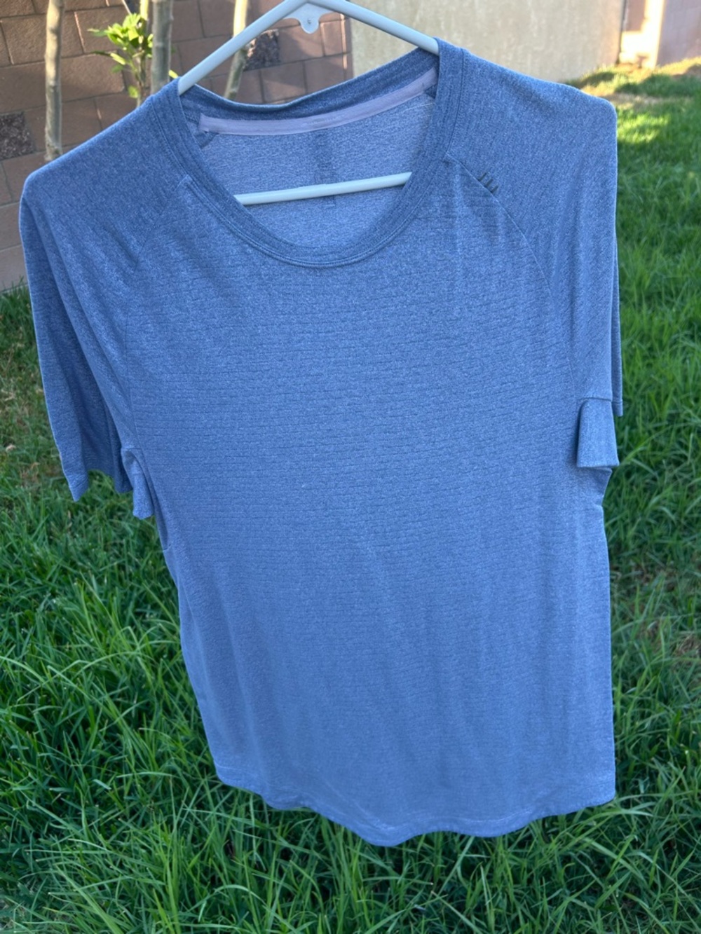 lululemon athletica Heathered Blue Short Sleeve Crew
